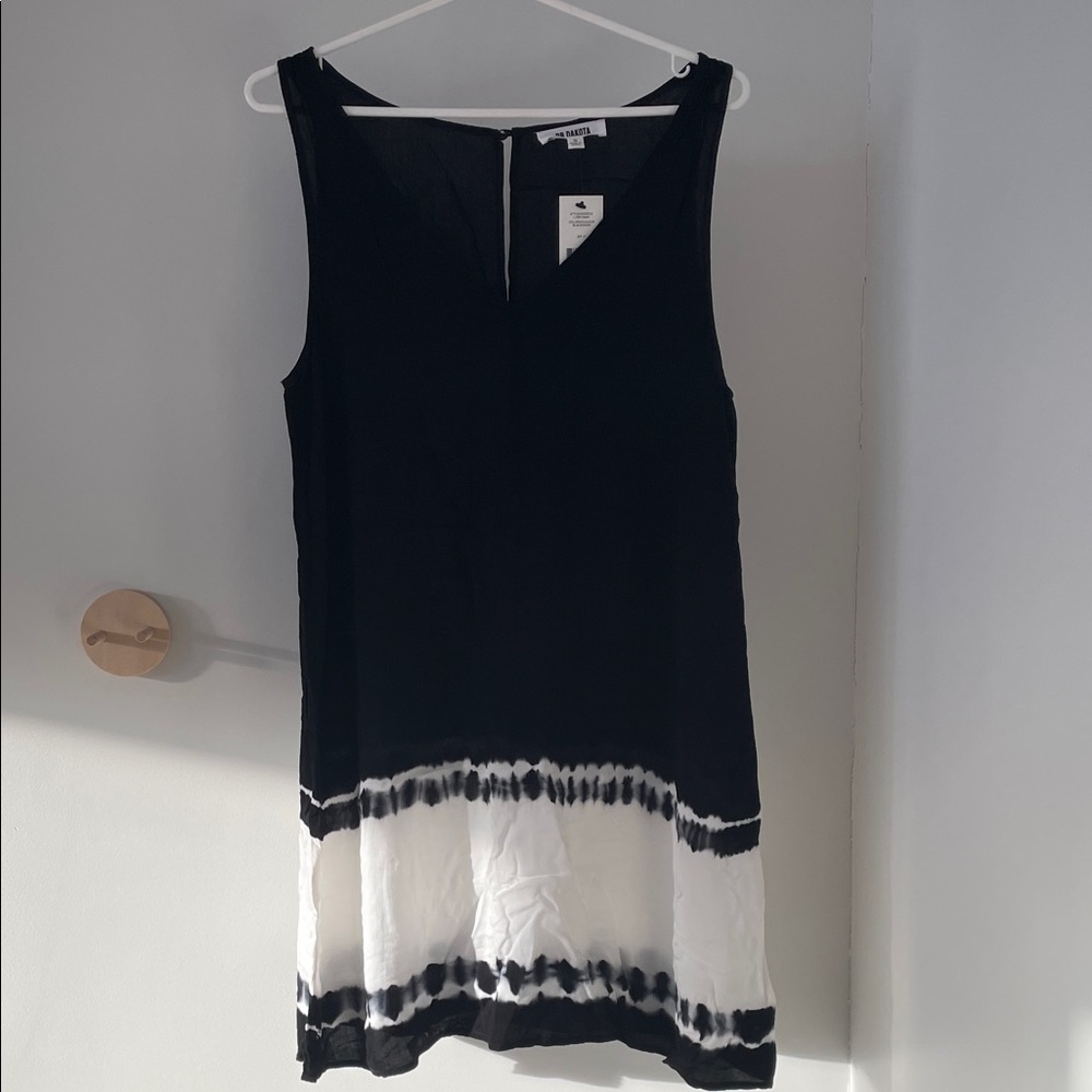 *NWT* BB Dakota Summer Dress